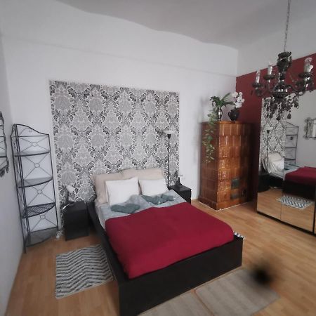 Tiborlak Apartment Budapest Bagian luar foto