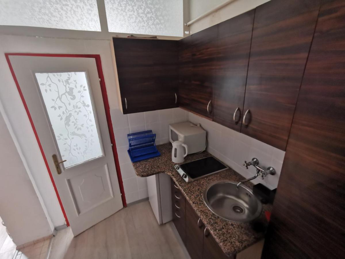 Tiborlak Apartment Budapest Bagian luar foto